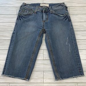 L.A. Idol Woman’s denim shorts